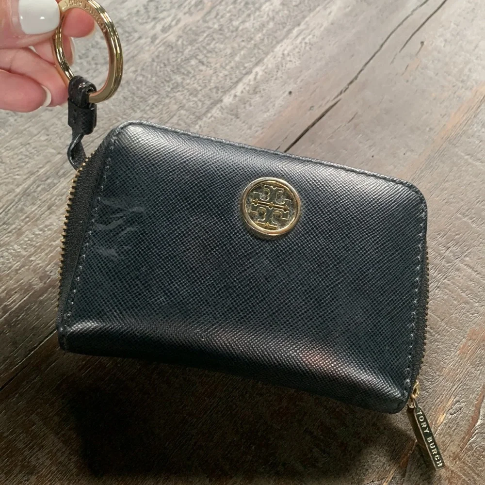 Tory Burch wallet, black, good condition!